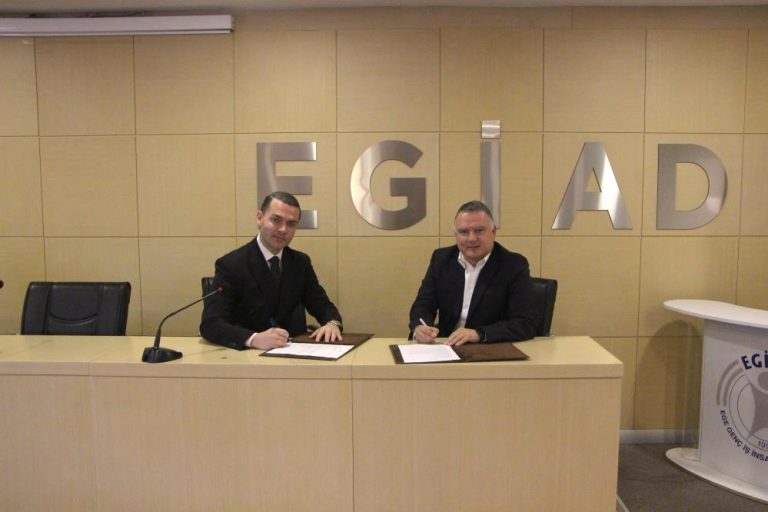 EGİAD Sakız Ağacının mirasına sahip çıkıyor